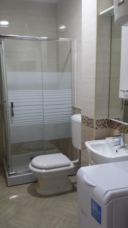 Apartment Fini Tivat Exterior foto